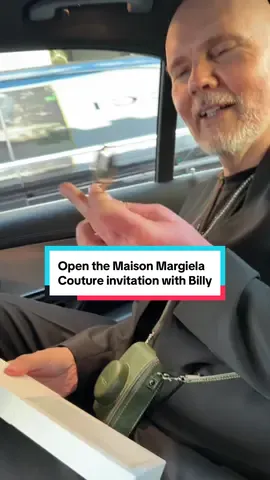 Unbox the invitation for @Maison Margiela Haute Couture 2025 show - as we head to the venue 🖤