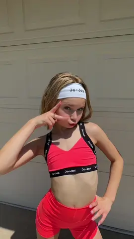 @joandjax #fitcheck #jojaxdancewear #viraltiktok  #dancersoftiktok 