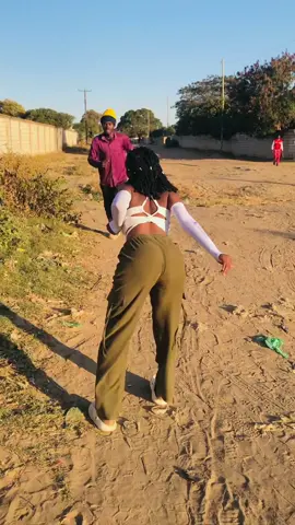 Falling in nyashi 😂 #zedtiktok🇿🇲🇿🇲 #fry #zambiantiktok🇿🇲🇿🇲 @esther_pret 