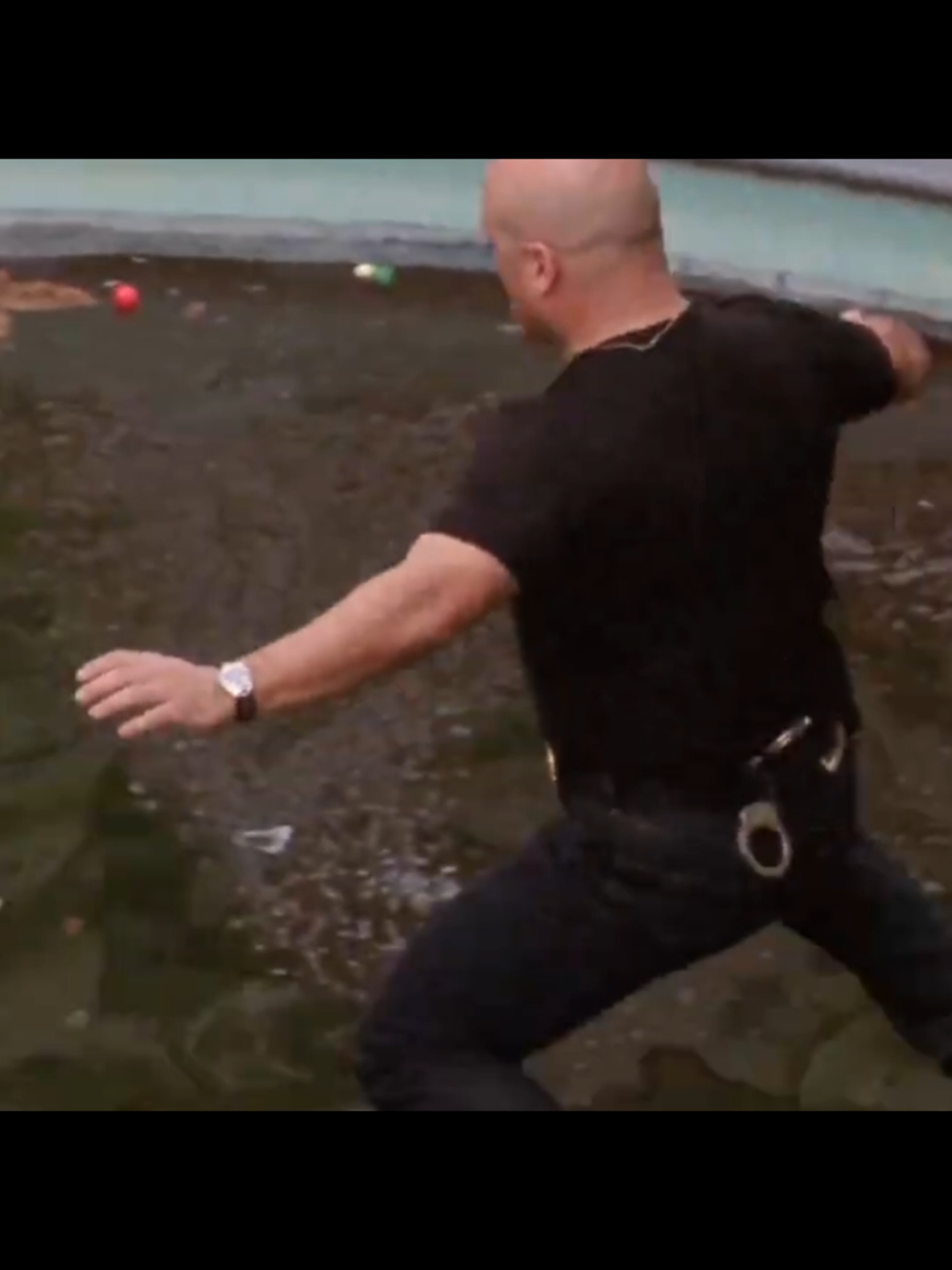 tuffest jump in fiction #vicmackey #vicmackeyedit #theshield #michaelchiklis #striketeam 