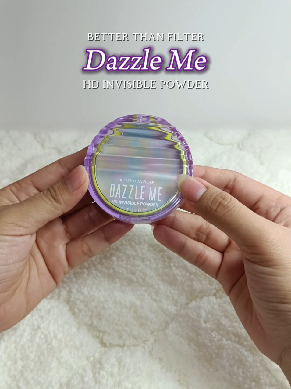 Kahit pawisan sa jeep, matte pa rin ang peg thanks to Dazzle Me 💨 HD finish so clean, akala mo naka-filter… pero hindi, girl. #DazzleMe #AlwaysOnFleek #fyp #makeup #xyzbca 