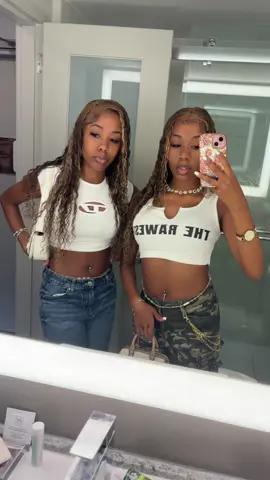 @Jayla💋 #twins #fyp #ncat