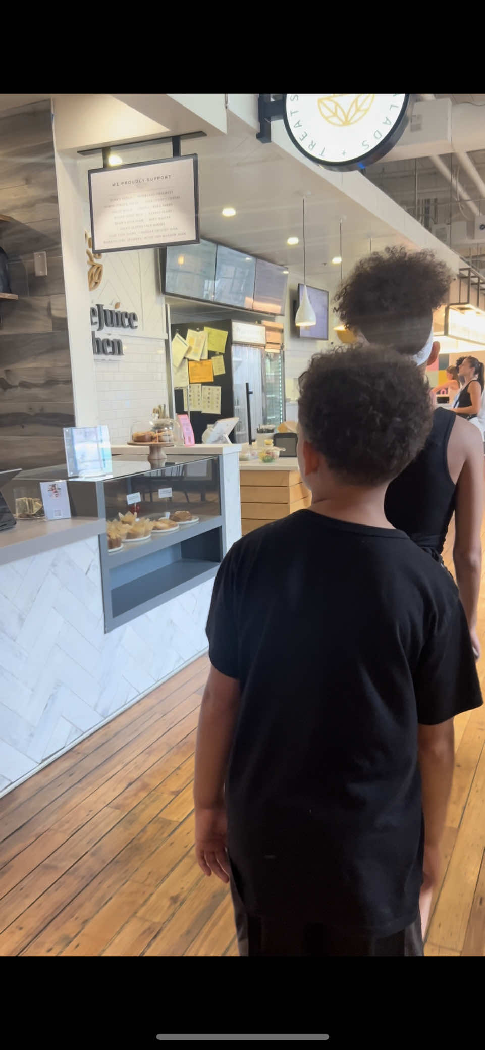 5 kids is crazyyyyy #5kids #freestufftodoincharlotte #affordablethingstodoinclt #thingstodoinclt #charlottenc #charlotteliving #charlottewithkids 