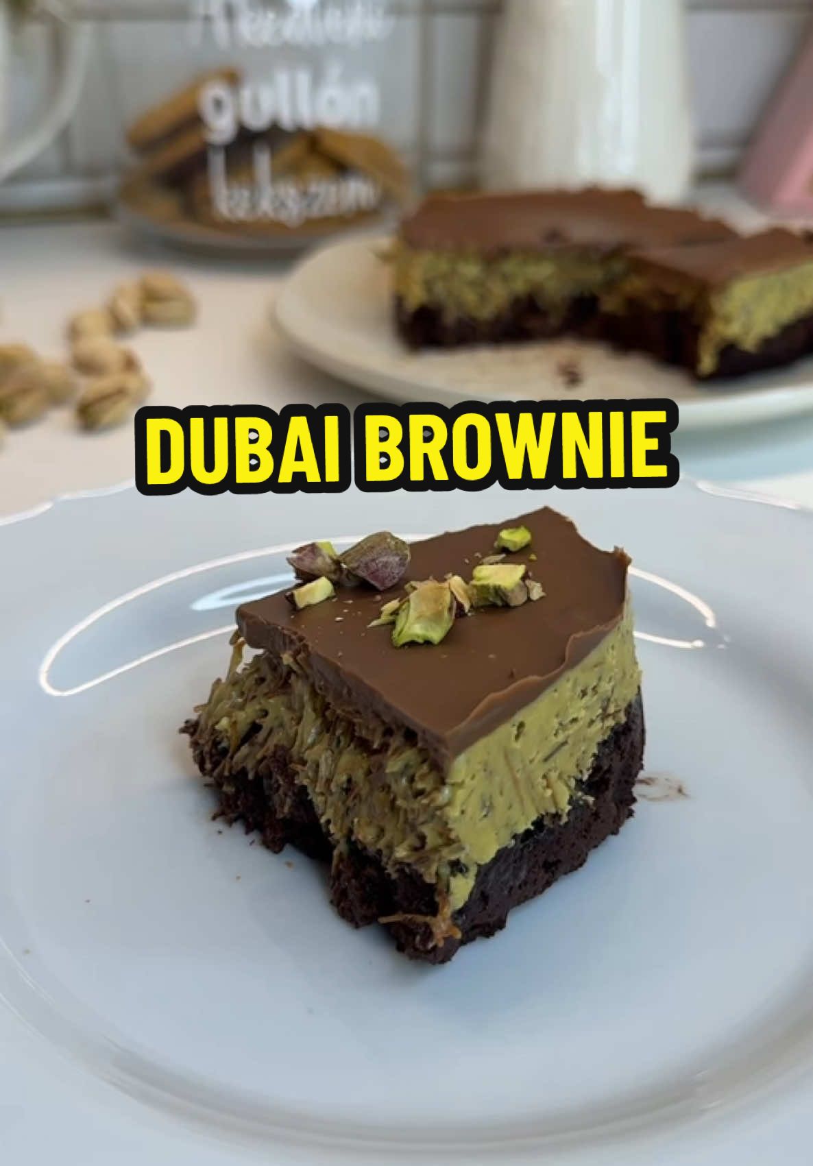 Diétás 15 perces dubai brownie | termékmegjelenítést tartalmaz #diéta #életmódváltás #summertime #életmód #dubai #dubaichocolate #brownie #noaddedsugar #cukormentes #sugarfree #lisztmentes #krenndia 