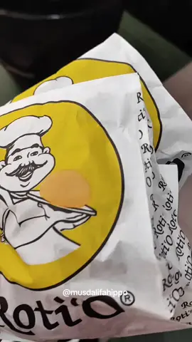 #CapCut dapat diskon roti 'o, klik tag location nya ya