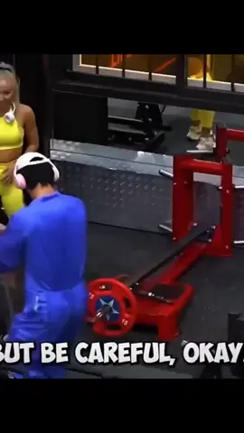 omg anatoly prank #gym #anatolypranks #unfreezemyaccount #prank #anatoly #anatolygym #gymprankster 