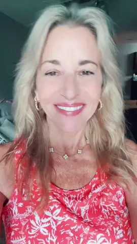 I don’t wanna fit in. I definitely wanna stand out.🤘🏼🥰  #6decadediaries #tiktokover60 #boomer 