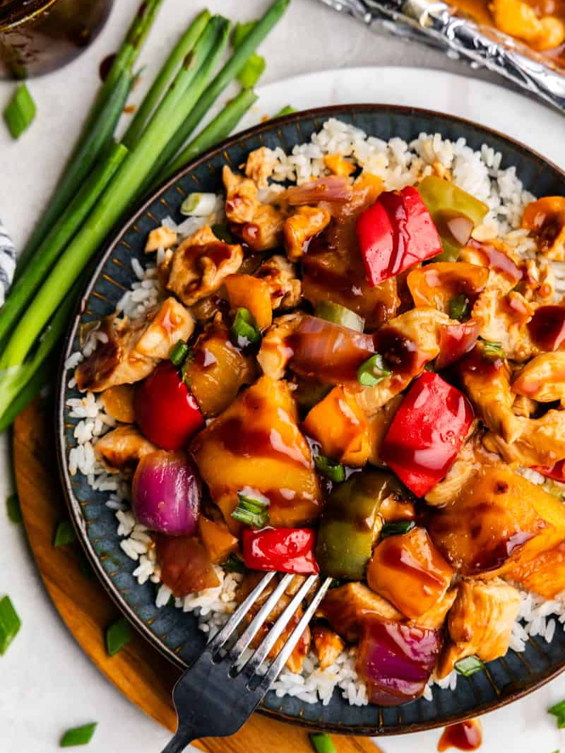 This sheet pan Hawaiian chicken and veggies is sweet, savory, and bursting with island-inspired flavor—all roasted together on one pan for easy cleanup. Juicy chicken, tender peppers, pineapple chunks… it’s like a luau without the plane ticket. #chicken #dinner #DinnerIdeas #Foodie #Recipe #cooking #chickendinner