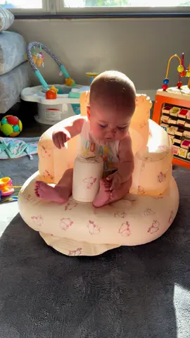 Pretty little baby #baby #babygirl #babyessentials #babymusthaves #babychair #momtipsandtricks 