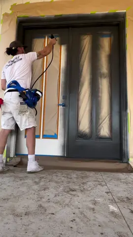Black doors. Bold finish. ⚡Checkout Ruthless Construction showing us how it’s done with the Ultra QuickShot — small but mighty, built for the details that make the difference.