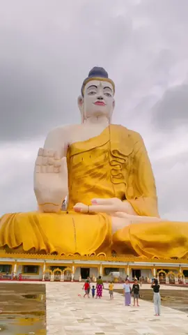 မွန်ပြည်နယ် ထိုင်တော်မူ မြန်မာအကြီးဆုံးဘုရား#ဝါတွင်းသုံးအရက်သေစာလှူတန်းပါ၏အရှင်ဘုရား🙏🍀