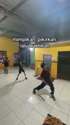Ayo bergabung dan rasakan BRUBAHANYA🥊 #CapCut #gympekalongan #pertinakabupatenpekalongan #boxing🥊 #motivation #motivation #fypシ゚ #fyppppppppppppppppppppppp #boxing🥊🥊🥊🇺🇿🇺🇿☝️☝️☝️ #popdajateng2025 #boxingtrainingtips #byoncombat 