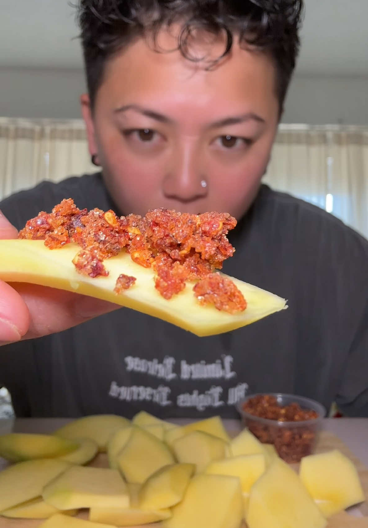 DONT WALK, RUN. @grandpakong.daily this is amazing🔥🥵 #review #cambodia #shrimp #seasoning #tasty #spicy #asian #addicting #musttry #mangoes #asmr #Foodie #FoodLover #foodietiktok #fyp #foryou #contentcreator #culture 