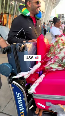 It’s been very long flight😟@Ch Sajid  New York 🇺🇸 @CH SHAN 🇺🇸 @Wicky Cheema #mamayanda #pakistan #southafrica #usa🇺🇸 
