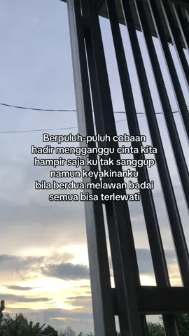 bila berdua melawan badai semua bisa terlewati 🌪️😇 #masukberandafyp #masukfyp #fyppp #fypage #fyppppppppppppppppppppppp #masukberandafypシ #tiktokviral #nagitaslavina #ransentertaiment #rafiahmad 