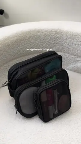 From messy to organized real quick! #travelpouch #travelorganizer #makeuppouch #pouch #organizer 