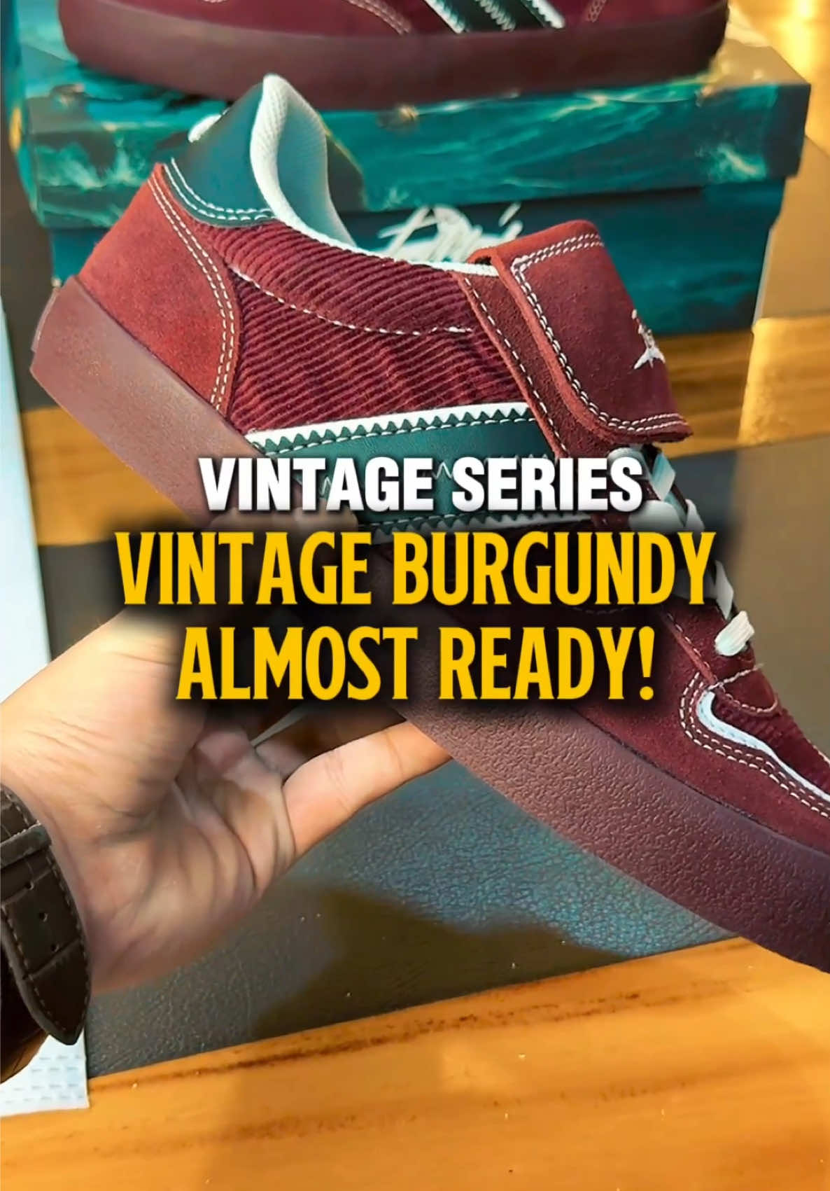 Vintage Burgundy Nah buat sharkgang, Vintage Burgundy sebentar lagi in stock nih buruan di pantengin terus marketplacenya biar gak kehabisan lagi ya sharkgang!!  #sharkgang #finsfootwear #vintage #skena #outfit #OOTD #sk8 #burgundy 
