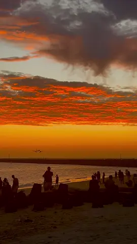 sunset at kelan beach, the best sunsets are at the beginning of the month.       #pantaikelan #pulaubali #sunset #fyp #like #viralvideo #denpasar 