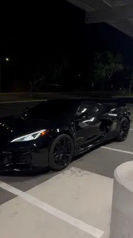 Stealth mode activated 😈🦇 #fyp #tiktok #corvette #c8 #z06 #vette #batman #fypシ #trending #supercar #viral #parati #fypシ゚viral #fypageシ #viralvideo #corvettec8 #c8corvette #blowthisup #caredit #blackedout #v8 