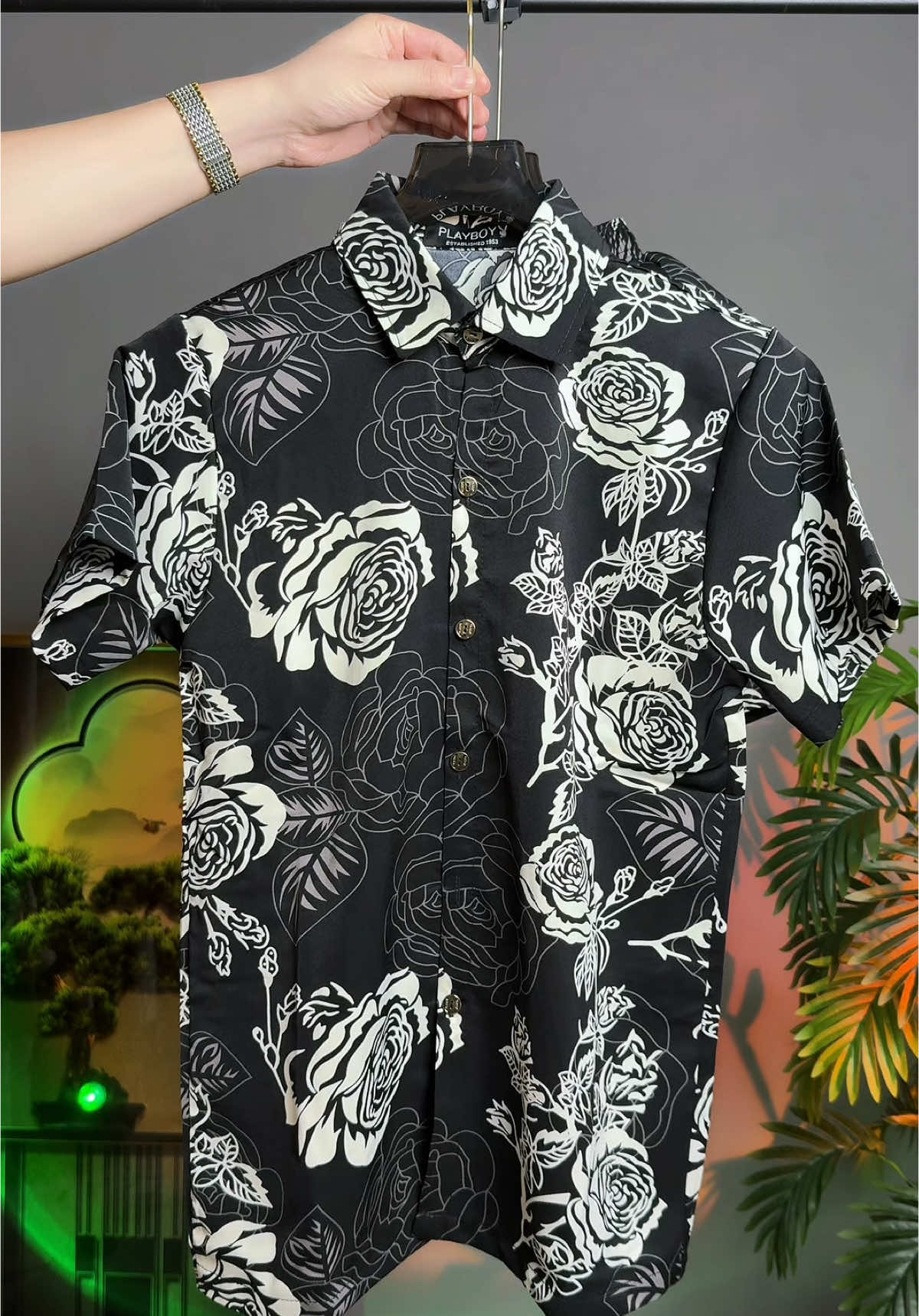 Bộ nam lụa hàn MACCLOTHING, bộ lụa áo sơ mi & quần short bộ lụa hoa tiết hoa hồng #setdonam #thoitrangnam #thoitrangmuahe #viralvideo #xuhuongtiktok 