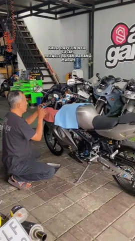 🥶🥶🥶 . . #adsgarage #ninjarr #ninjarr150 #ninjarr150rr #ninja150family #ninjarrold #ninjarrmodifikasi #ninjarroldlovers #kawasakininjarr #kawasakininjaindonesia #twostroke #twostroketuesday #2takindonesia #2taklovers #twostrokeenthusiast #twostrokelife #twostrokelover