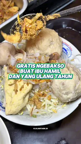 GRATIS Mie Baso Buat Ibu Hamil tiap senin dan yang berulang tahun cukup nunjukin KTP aja gaskuy ke Baso Gejrot #jajantasik #jajantasikid #jajantasikhits #jajanantasikviral #jajan #jajanan #jajanankekinian #kuliner #foodvlogger #basogejrot 