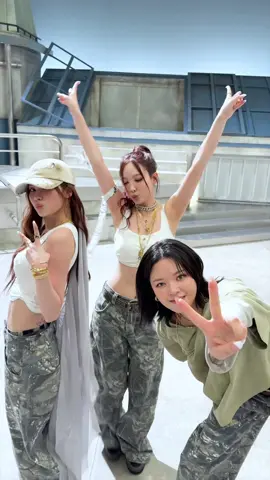 THIS IS FOR  #NAYEON & #JEONGYEON & #SANA 4️⃣ Listen [THIS IS FOR] 4️⃣ https://TWICE.lnk.to/THISISFOR #TWICE #트와이스 #THISISFOR #나연 #정연 #사나