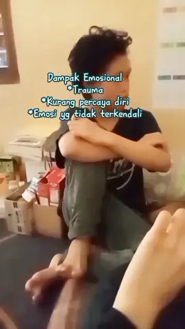 Terpaan yg berlangsung terus menerus dalam masa yg panjang tentunya sangat berbekas dan tak mudah untuk memperbaikinya,perlu waktu,keaabaran dan cara yg tepat untuk menanganinya. #parenting #penting 