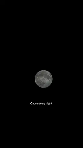 Now the moon has your name on it🤞🏻🤍 #imissyousomuch #fyp 