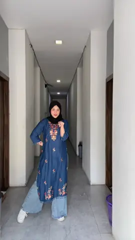 Yang mau daftr kelas tari bollywood online bareng aku dan teman” lainnya bisa dm ke @Kelas Tari Bollywood 😍💃 #bollywood #trend #bollywoodsongs #india #dholna #bollywooddance 