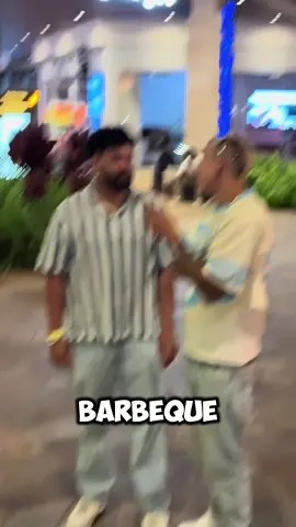 “give me the teriyaki” 😭😭 #hawaii #oahu #viral #trending #paradise #waikiki #fypシ゚viral #honolulu #hawaiitiktok 