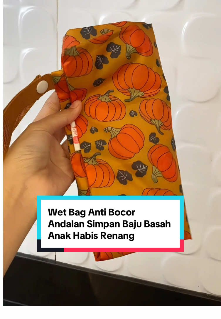 Wet bag buat isi baju basah setelah berenang, anti bocor#wetbag #waterproof #affiliatemarketing #fyp 