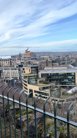 Edinburgh🏴󠁧󠁢󠁳󠁣󠁴󠁿❤️ #Scotland #edinburgh #scozia #edinburghscotland #scotlandtiktok #foreveredinburgh #visitscotland #travel  #traveltiktok 