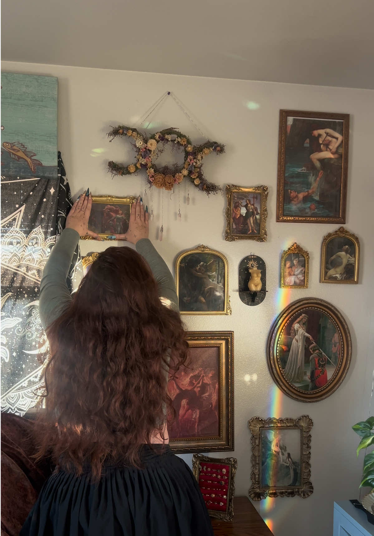 New gallery wall unlocked… already planned on getting some more small frames/trinkets to fill in the small spots  #foryoupage #fyp #foryou #DIY #aesthetic 