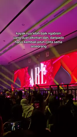 terkesan boros, but its worth it:) #jkt48 #jkt48newera #jkt48tour #JKT48ALLINTOUR2025 #ALLINTOUR2025CIMAHI 