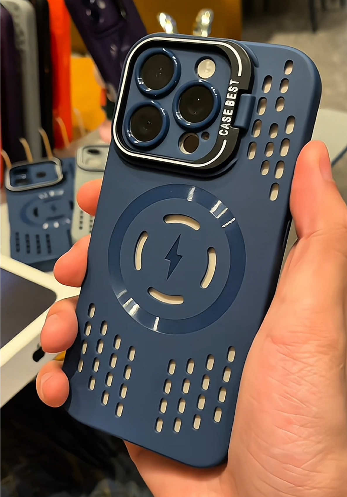 Ốp magsafe tản nhiệt chuẩn bài :)) #tonycase96 #oplungiphone #oplungchongsoc #oplungsilicon #oplungiphonexin #oplungmagsafe #optannhiet 