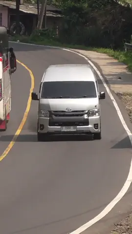 Hallo bensin 👋🏻🤗#fyp #cumicumidarat #hiace #hiacecommuter #diesel2kd 