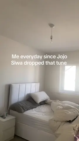 Jojo has me in a Chokehold  #fyppppppppppppppppppppppp #fyp #viral #jojosiwa #bettiedaviseyes #trendin 