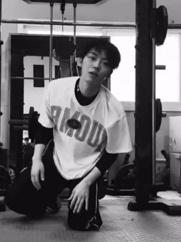 ON MY KNEESS #choihyunwook #fypシ 