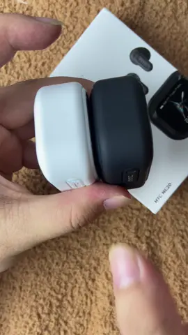 #TikTokShop #foryou #headphones #headphonesbluetooth #earbuds #earbudswireless #earbudstiktokshop #earbudsviral #earbudsreview #headphones #headphonesrecommended #headphonechallenge #translationearbuds #tiktokshopping #tiktokshop #tiktokshopcybermonday#us#3C