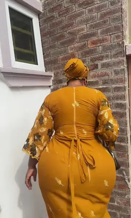 Shape @tyma_skin_curves 💛✨ Friday feeling ☺️💛🥹 #viral #fyp #fridayfeeling 