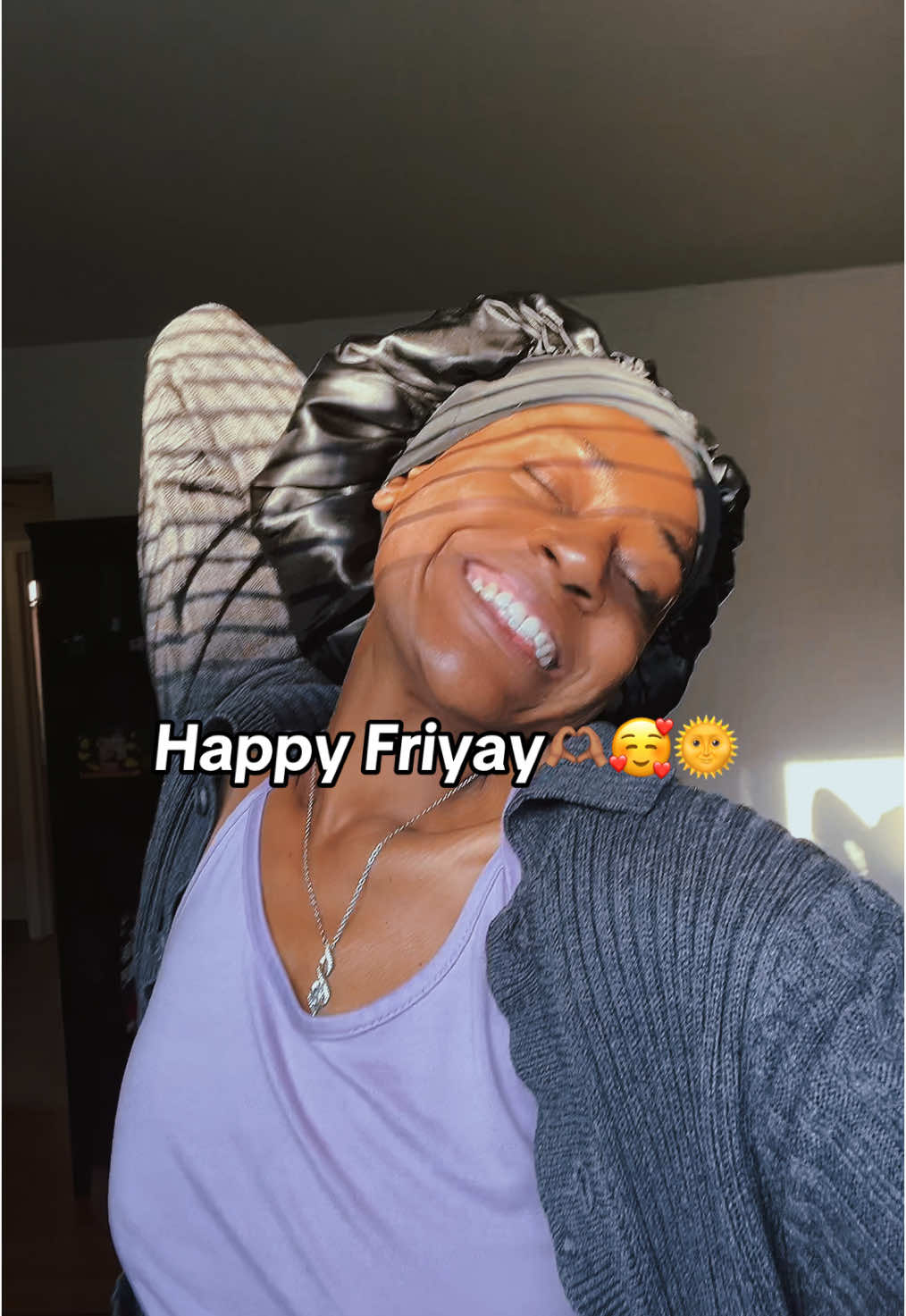 We’re gonna make it a good day fr✨🥰#alignment#encouragement#beyourself#spirit#empowerment#mindsetshift#selflove#joy#friday#friyay