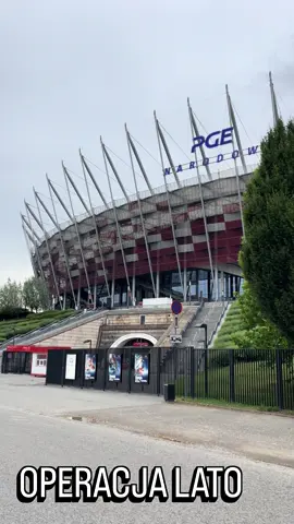 OPERACJA LATO POD STADIONEM… #zientarski #stadionnarodowy #operacjalato 
