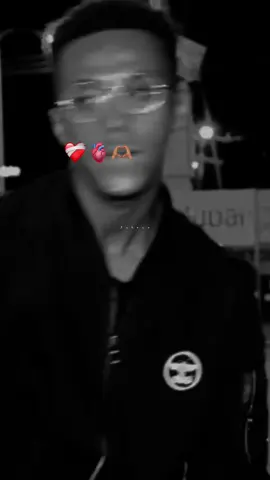❤️‍🩹🫀#cupcut #chipriil🤴🏽🤍 #jabrow🎧❤️ #somalilyrics🌺😕💎 #jìbreil🤴🏽💞 