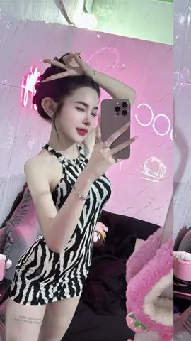 Mưa tạnh rồi , người có cầm ô đến cũng không quan trọng nửa 😌#xuhuong 