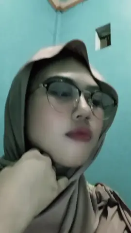 hanya ru'u dae pen mu ari e🤣😂 intin ita dae pen e, putu ķanim mada ngena di wombo mangge 🤣😂#fyppppppppppppppppppppppp #soundviral 