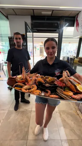 MARISCO A PUNTA PALA 🦞 #paratiiiiiiiiiiiiiiiiiiiiiiiiiiiiiii #grupobouden #reydelasmariscadas #españa #100kviews #marruecos🇲🇦🇪🇸españa #peñiscola #mariscadas #pulpogallega #comidamediterranea #restauranteshalal #marruecos🇲🇦 #halalfood #oferta 