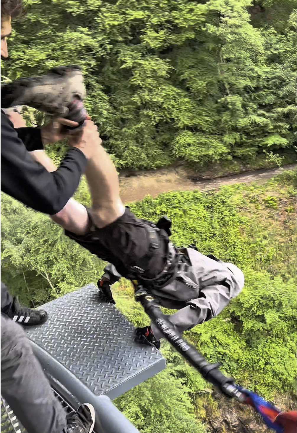 What would you like to see us try next🤣 #HighlandFling #Scotland #thingstodoinscotland #Summer #bungee 