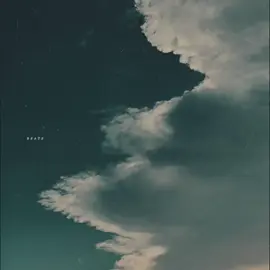 සිත්තම් තරු රෑක පේන..! 🤍✨ . . . . @KASHMIRA  @Elon ☁️  #siththamtharu #kashmira #aesthetic #clouds #drop #beats_vibe #beats #beats_page #vibe #slowedandreverb #whattowatch #contentcreator #whatsappstatus #status #themiyathejan #2024 #lyricsvideo #lyrics #sinhalasong 