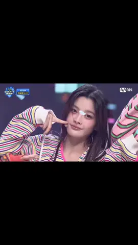 Maknaezz Ending Fairy 💗✨ #ILLIT #아일릿 #WONHEE #원희  #IROHA #이로하 